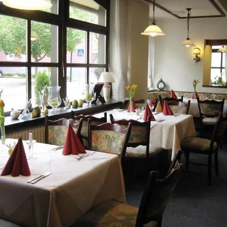 Pfaelzer Hof, Zum Schokoladengiesser 3*