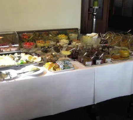 Pfaelzer Hof, Zum Schokoladengiesser Pensjonat